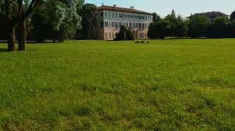 Apartment In Villa Milano Экстерьер фото